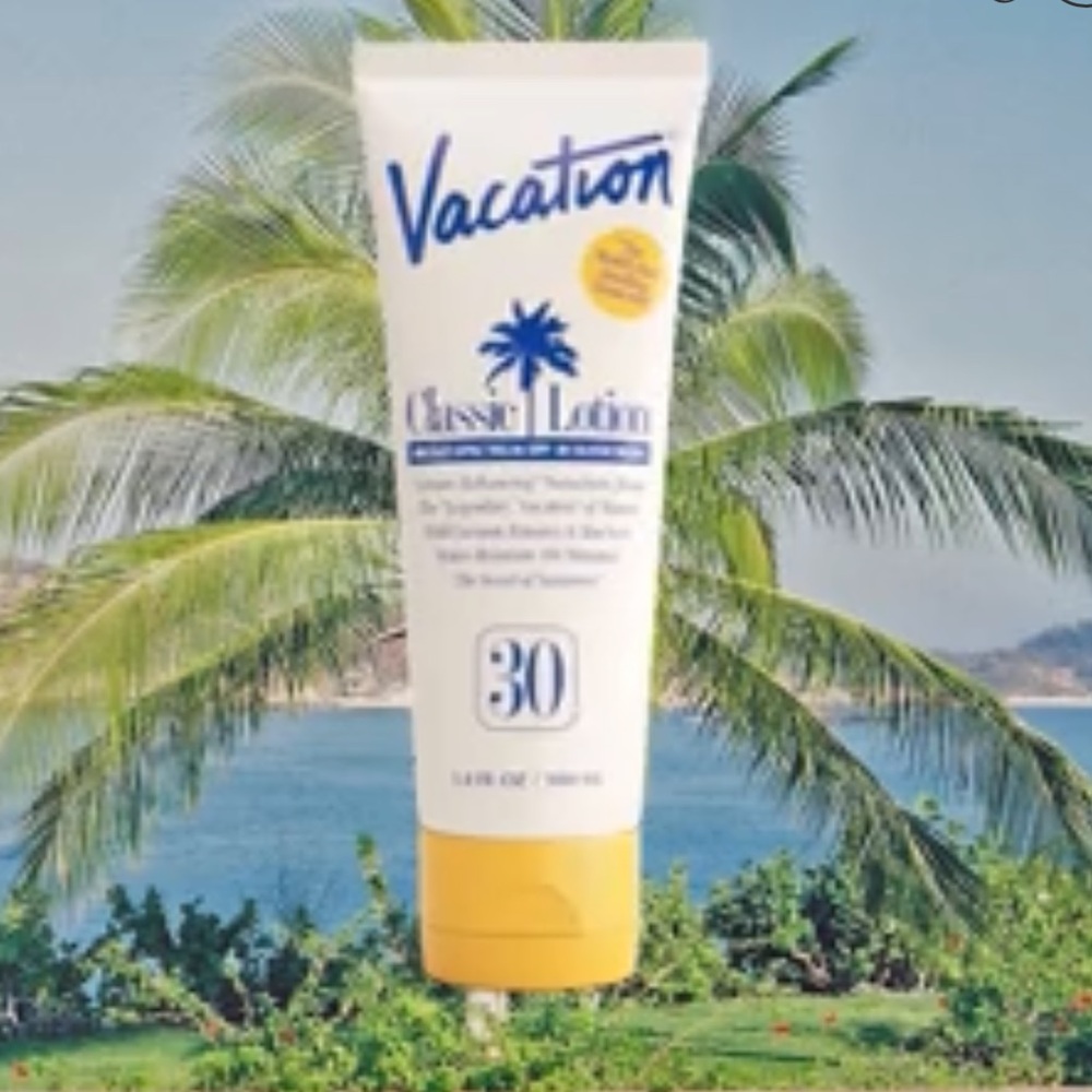 Vacation Classic Lotion SPF 30 The World’s Best-Smelling Sunscreen